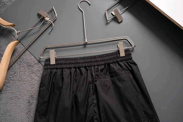 ブランドハーフパンツ角部分ディテール